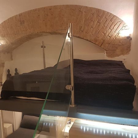 Heritage Danube Apartment Boedapest Buitenkant foto